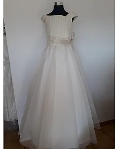 ISMAR VESTIDO DE COMUNION