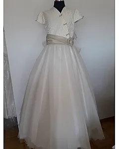 ISMAR VESTIDO DE COMUNION