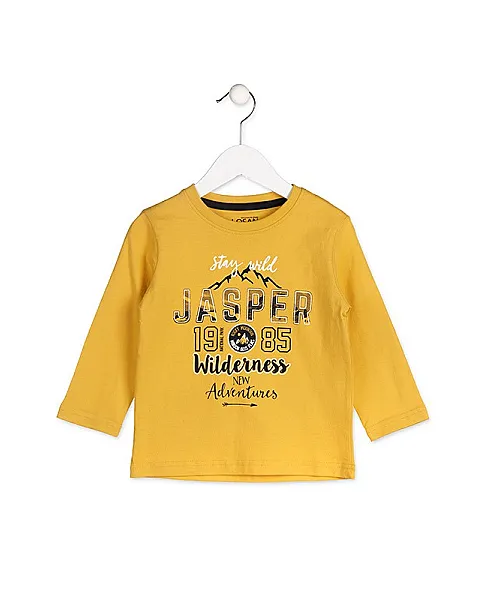 LOSAN CAMISETA NIÑO CON MOTIVOS MONTAÑEROS MOSTAZA
