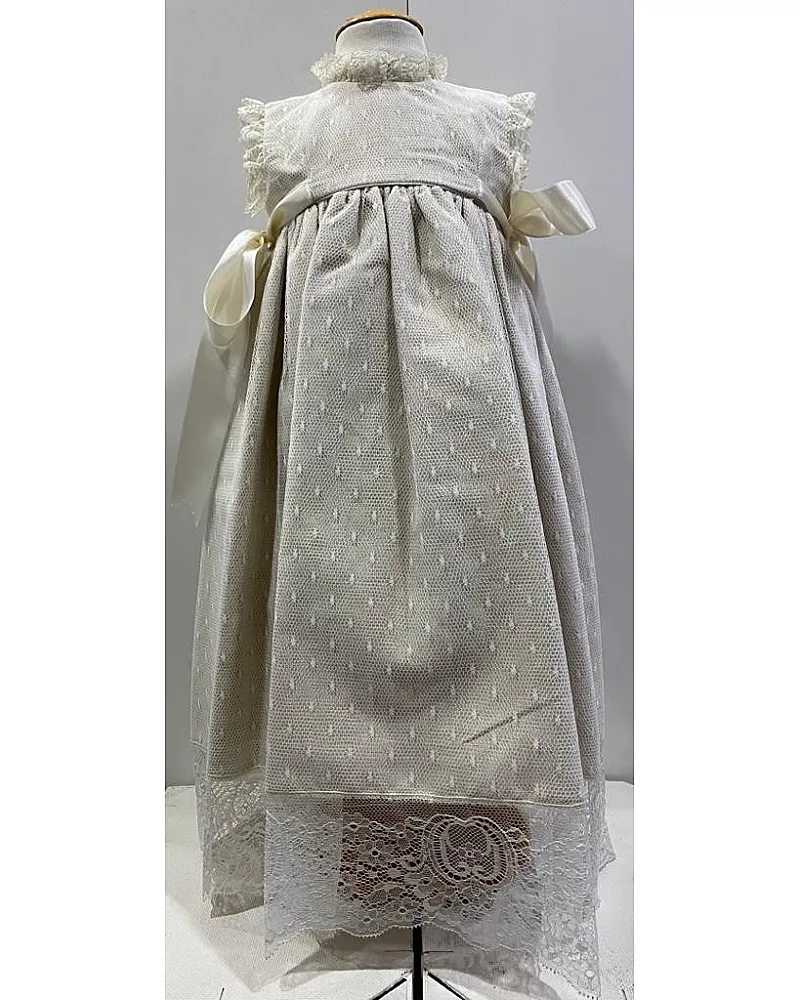 CORA SEMI FALDON Y CAPOTA