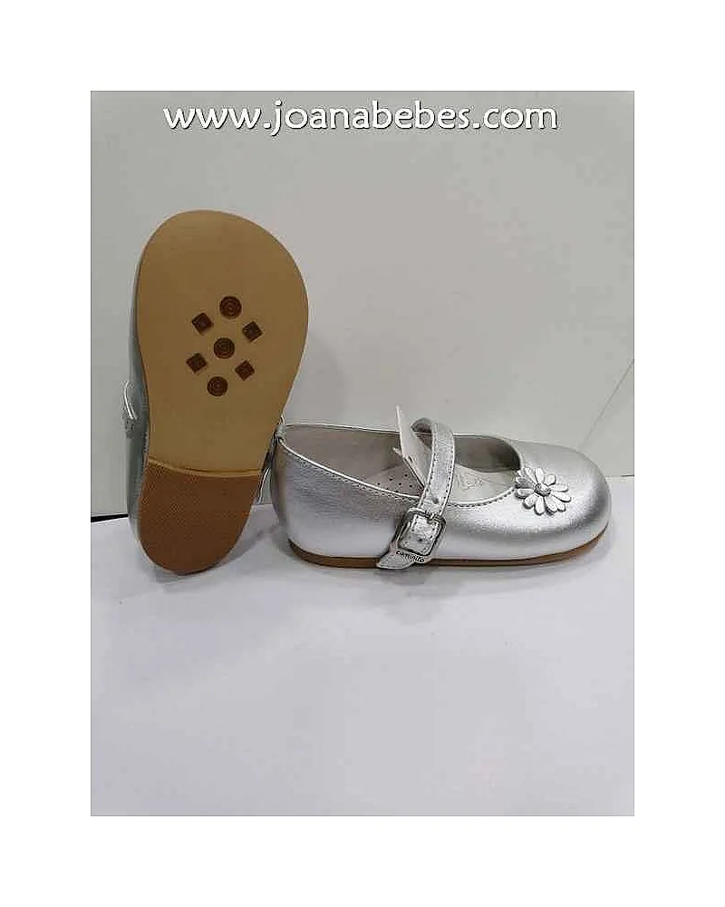 Caminito zapato con pulsera plata (piel)