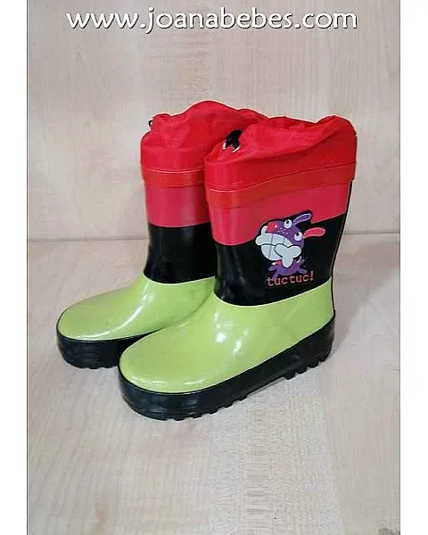 Tuc tuc botas de agua