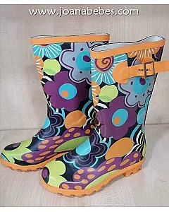 Tuc tuc botas de agua