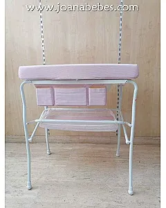 Bañera rosa de rayas