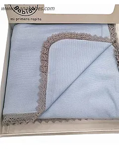 Babidu arrullo celeste en canutillo y encaje gris