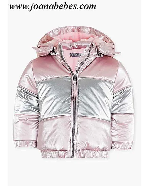 Parka brillante en color rosa y gris.