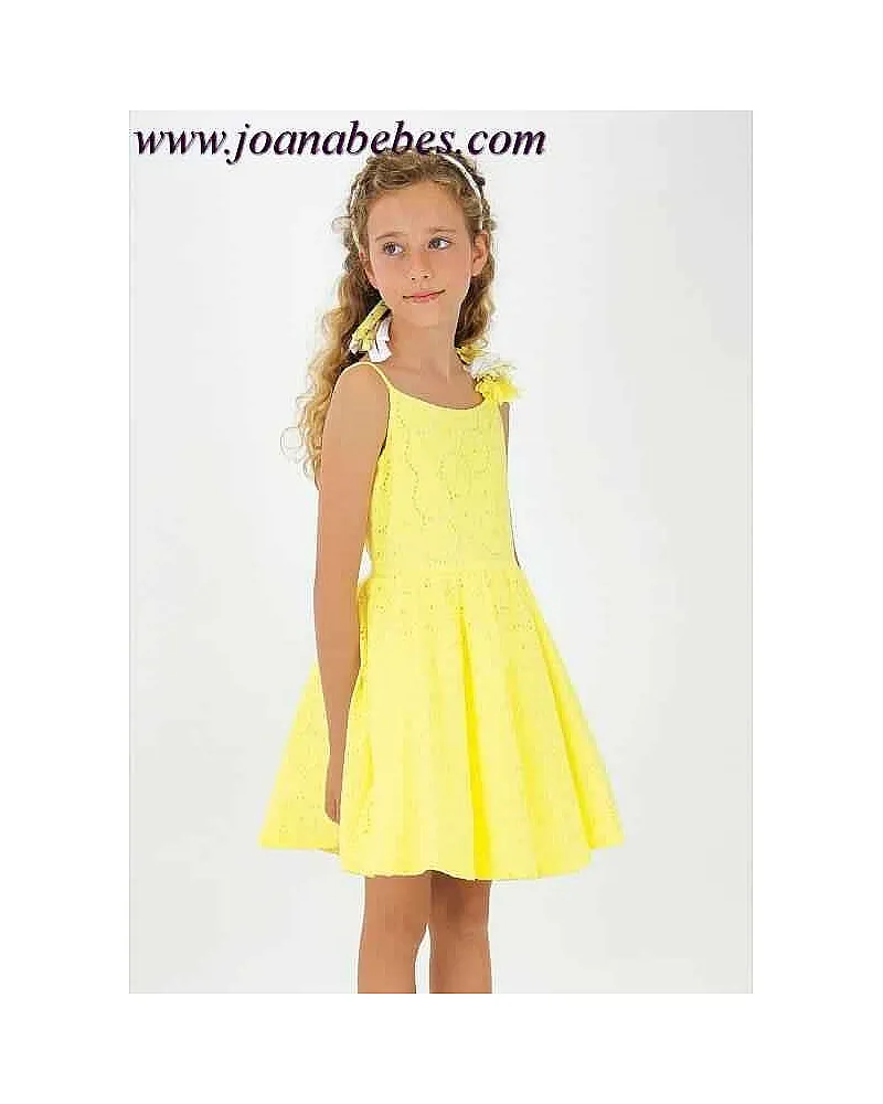 Vestido de niña de tirantes en algodón bordado de color amarillo