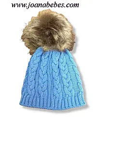 YOEDU GORRO CELESTE EMPOLVADO CON POMPON