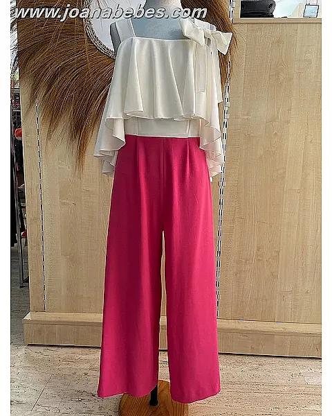 MONO DE CREP CON TIRATES FUXIA