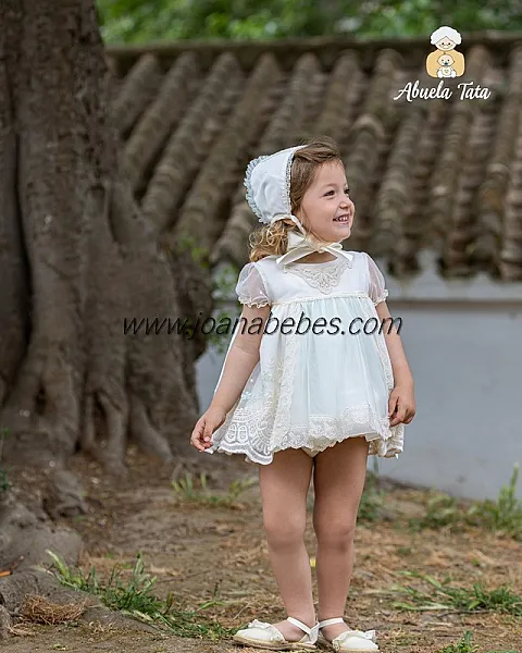 ABUELA TATA JESUSITO CEREMONIA 1209062