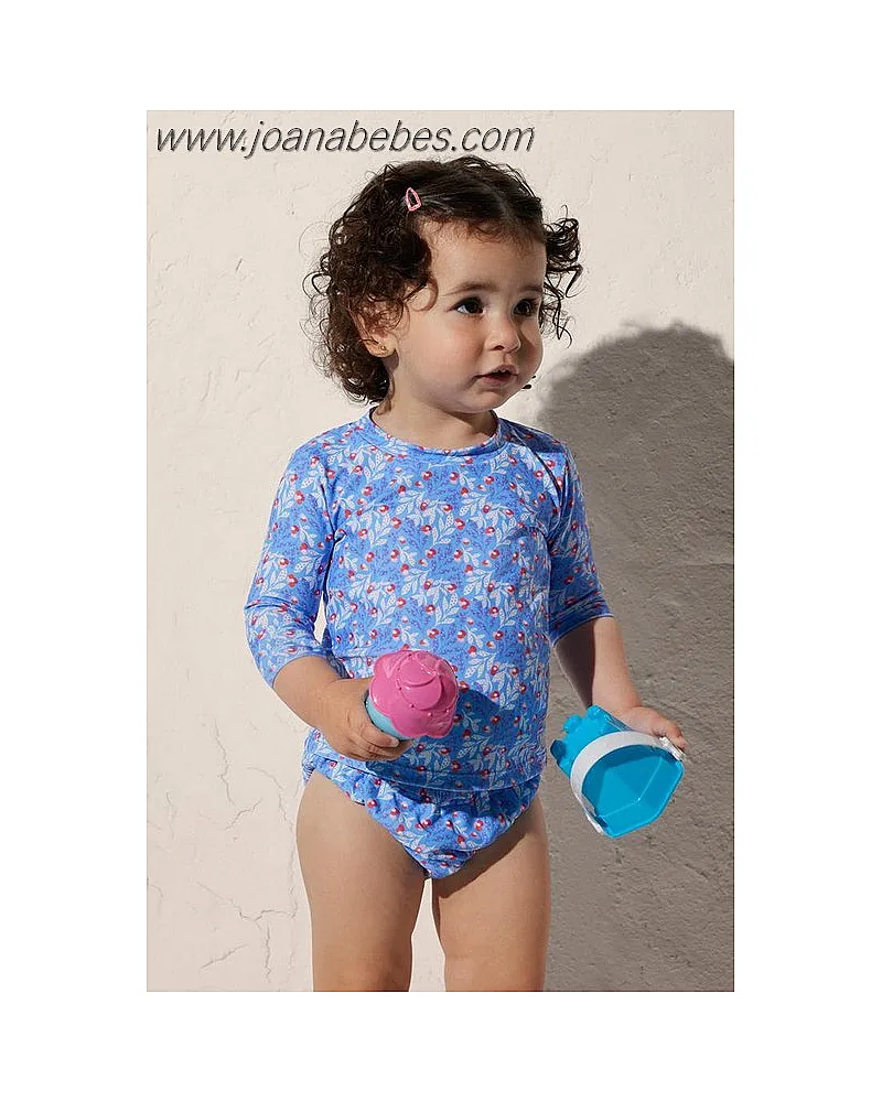 CAMISETA DE BAÑO ESTAMPADO HOJAS