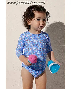 CAMISETA DE BAÑO ESTAMPADO HOJAS