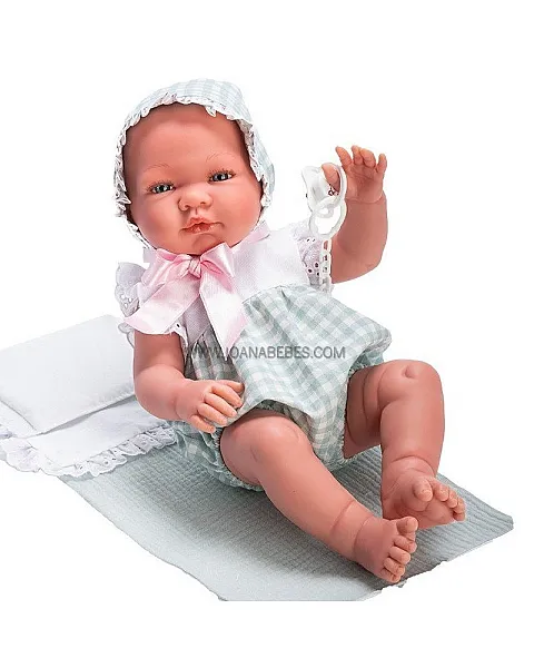 Pablo con peto Colección Cloe