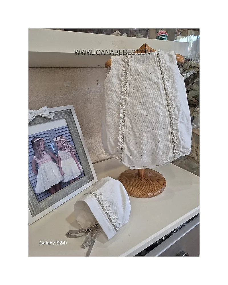 PILI CARRERA PELELE Y CAPOTA